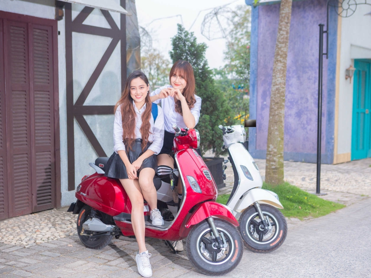 Mua xe máy điện Vespa cho dân công sở cần lưu ý gì?