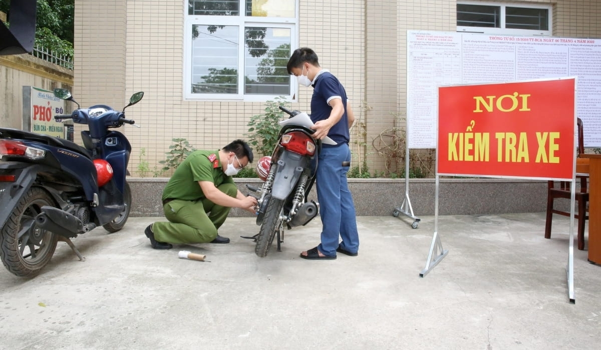 Thủ tục đổi màu sơn xe máy 50cc gồm những gì?